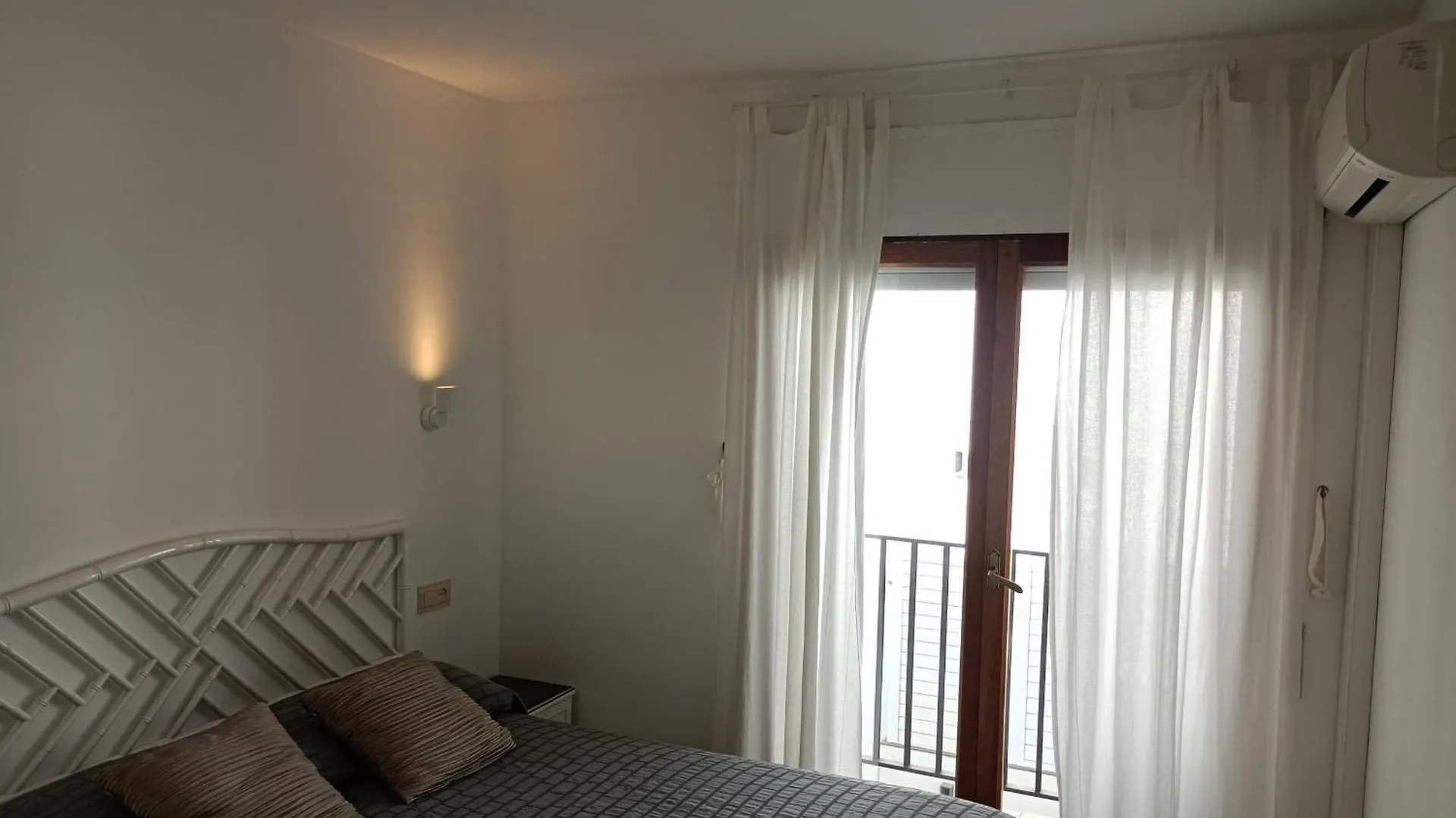 Perris 2-2 Apartment L'Escala