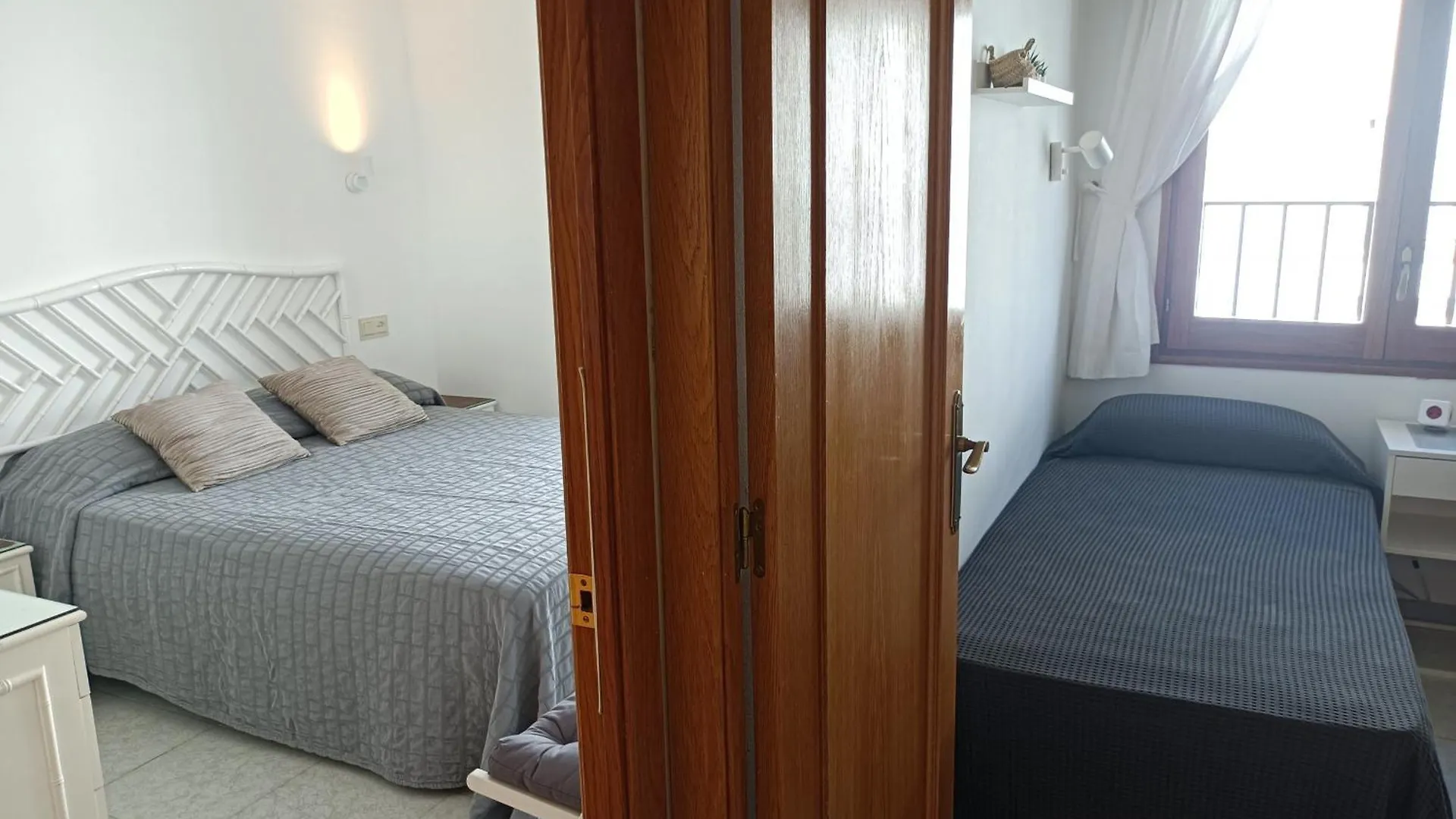 Perris 2-2 Apartment L'Escala